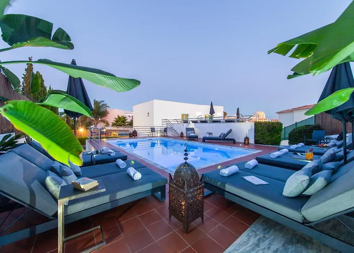Santa Rosa By Algarve Vacation Villa
