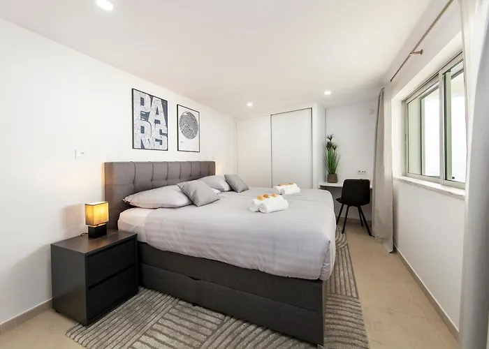 Santa Rosa By Algarve Vacation Villa