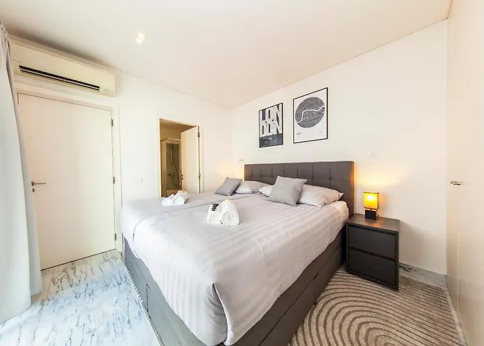 Santa Rosa By Algarve Vacation Villa